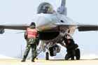 F-16 Photo